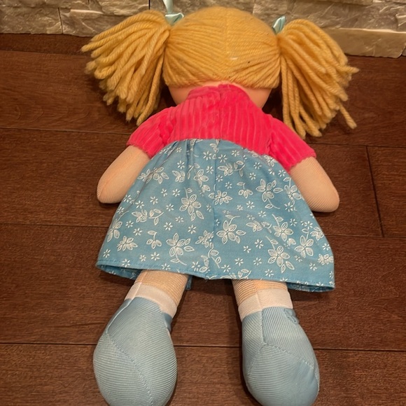 Soft doll - Picture 5 of 7